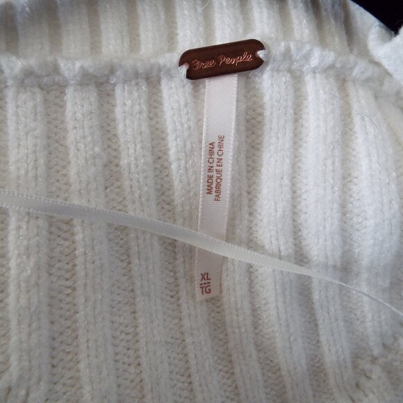 Free People White Emmaline Cable Knit Mini Sweater Dress w/Back Cut-Out Size XL - Picture 11 of 14